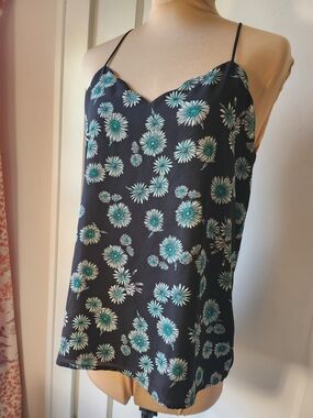 Express Black/Teal Daisies Scallop-Edge Tank Top